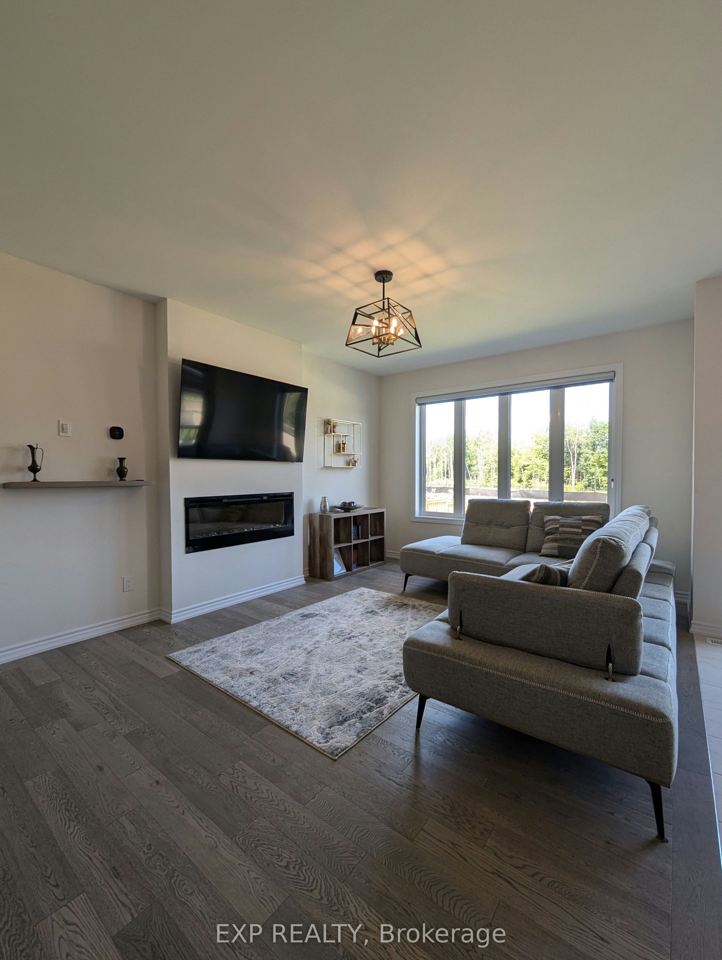 196 Ramblewood Drive, Wasaga Beach, ON, L9Z 0L6 - 3