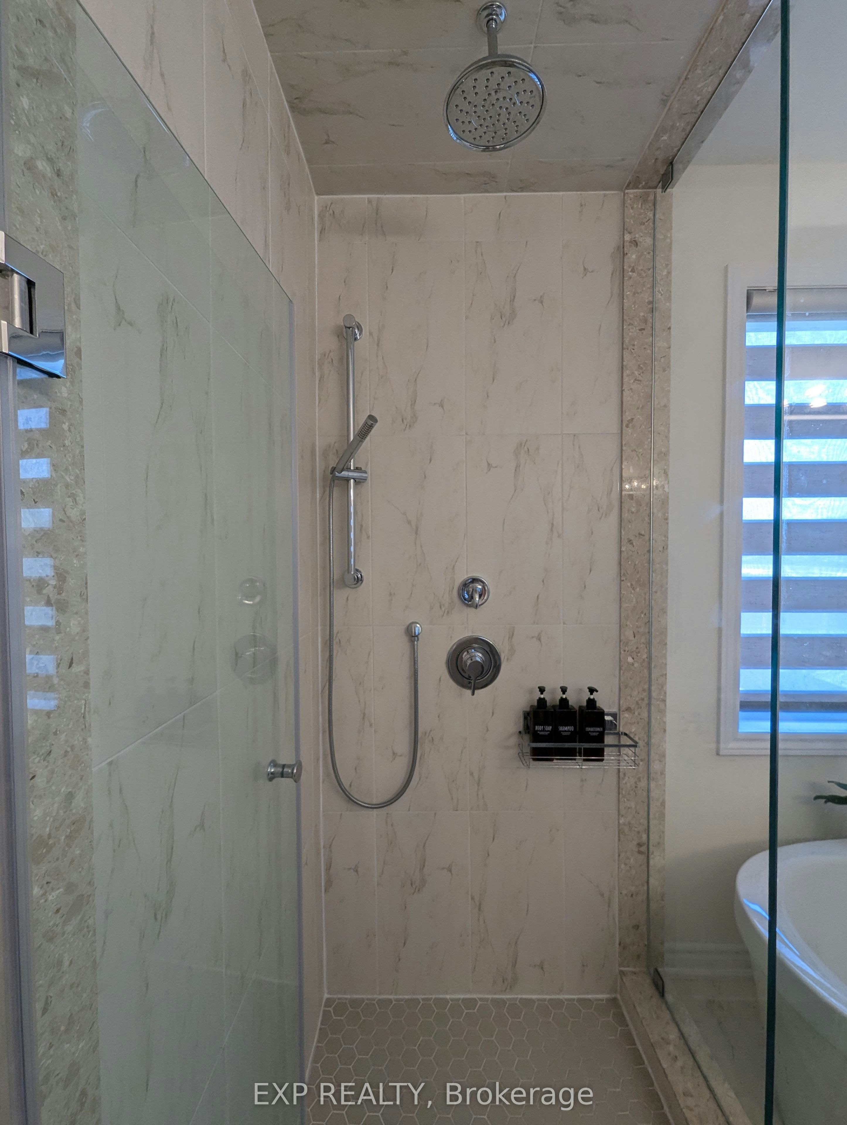 196 Ramblewood Drive, Wasaga Beach, ON, L9Z 0L6 - 11