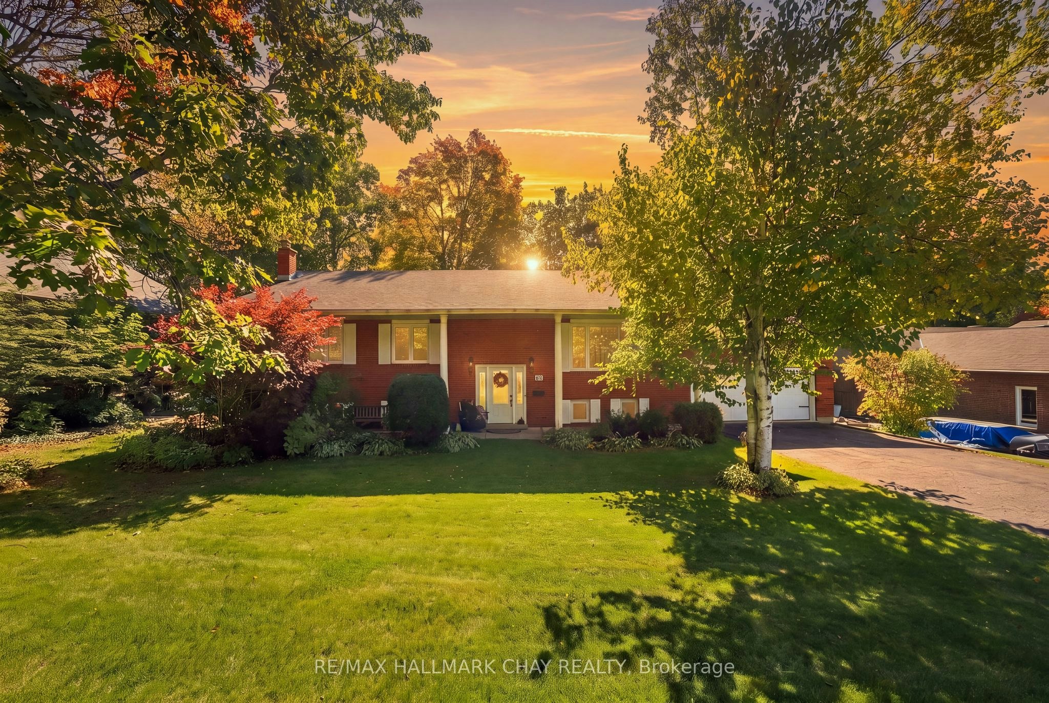 57 Belmont Crescent, Springwater, ON, L9X 0P7