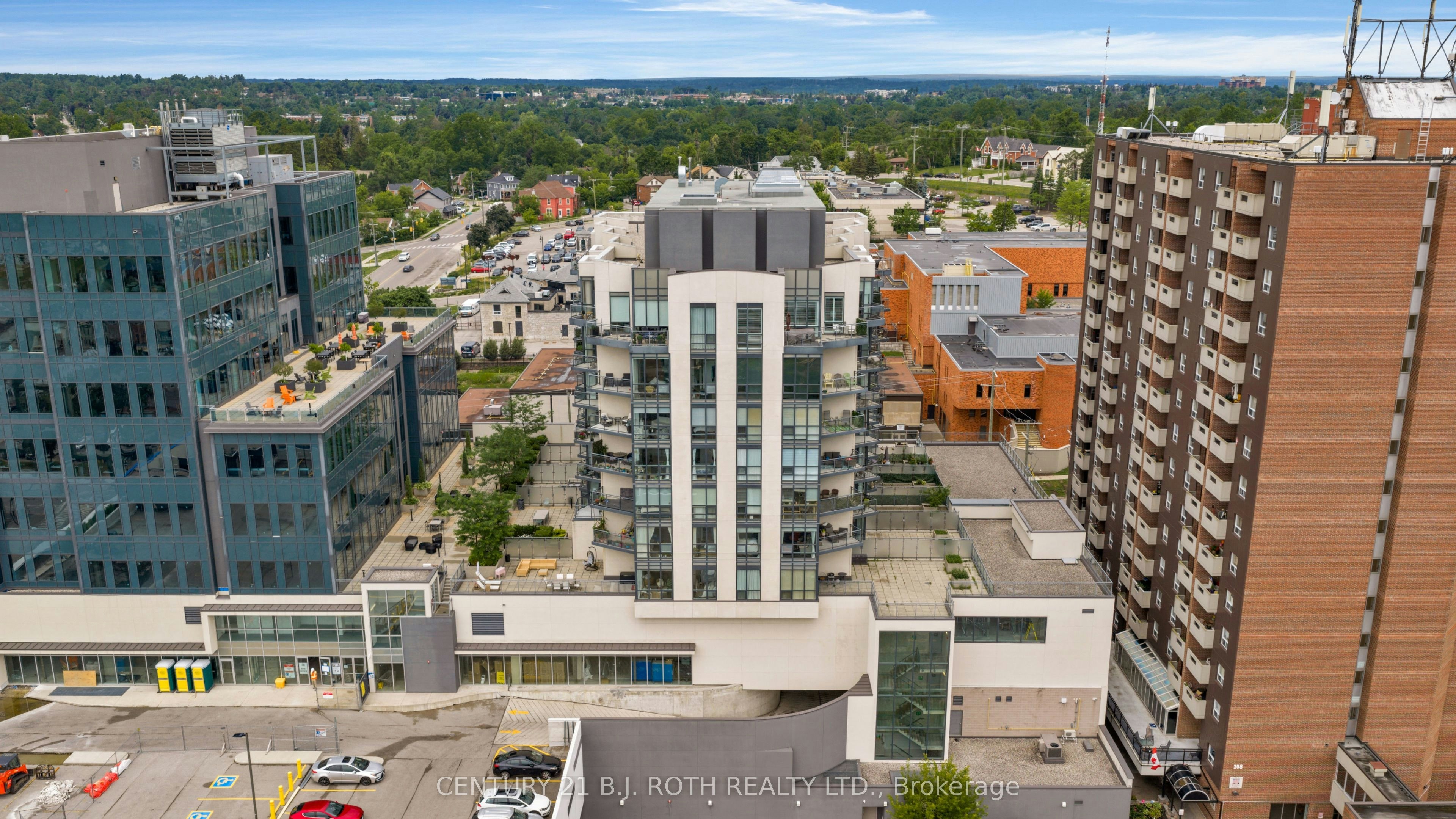 611-111 Worsley Street, Barrie, ON, L4M 0J5 - 16