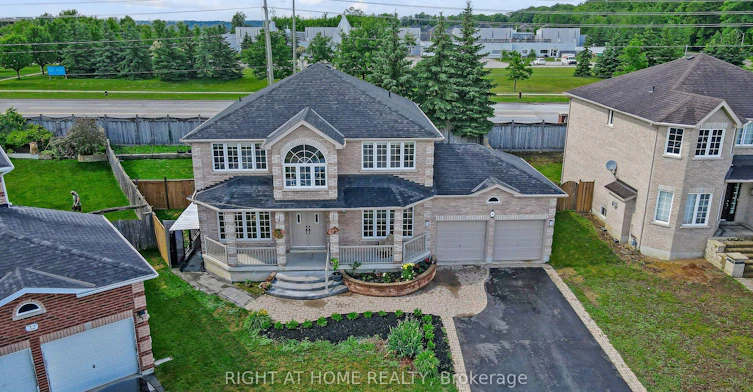 38 Prince George Crescent, Barrie, ON, L4N 0K9