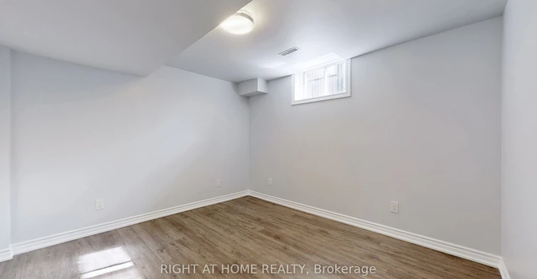 38 Prince George Crescent, Barrie, ON, L4N 0K9 - 6