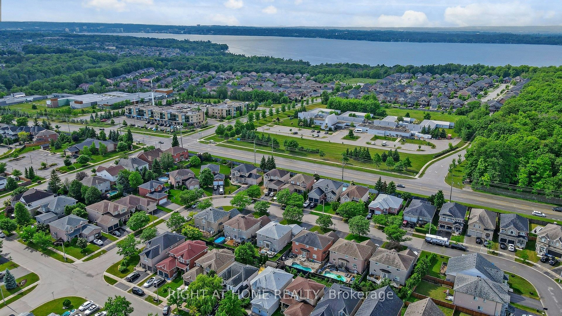 38 Prince George Crescent, Barrie, ON, L4N 0K9 - 13