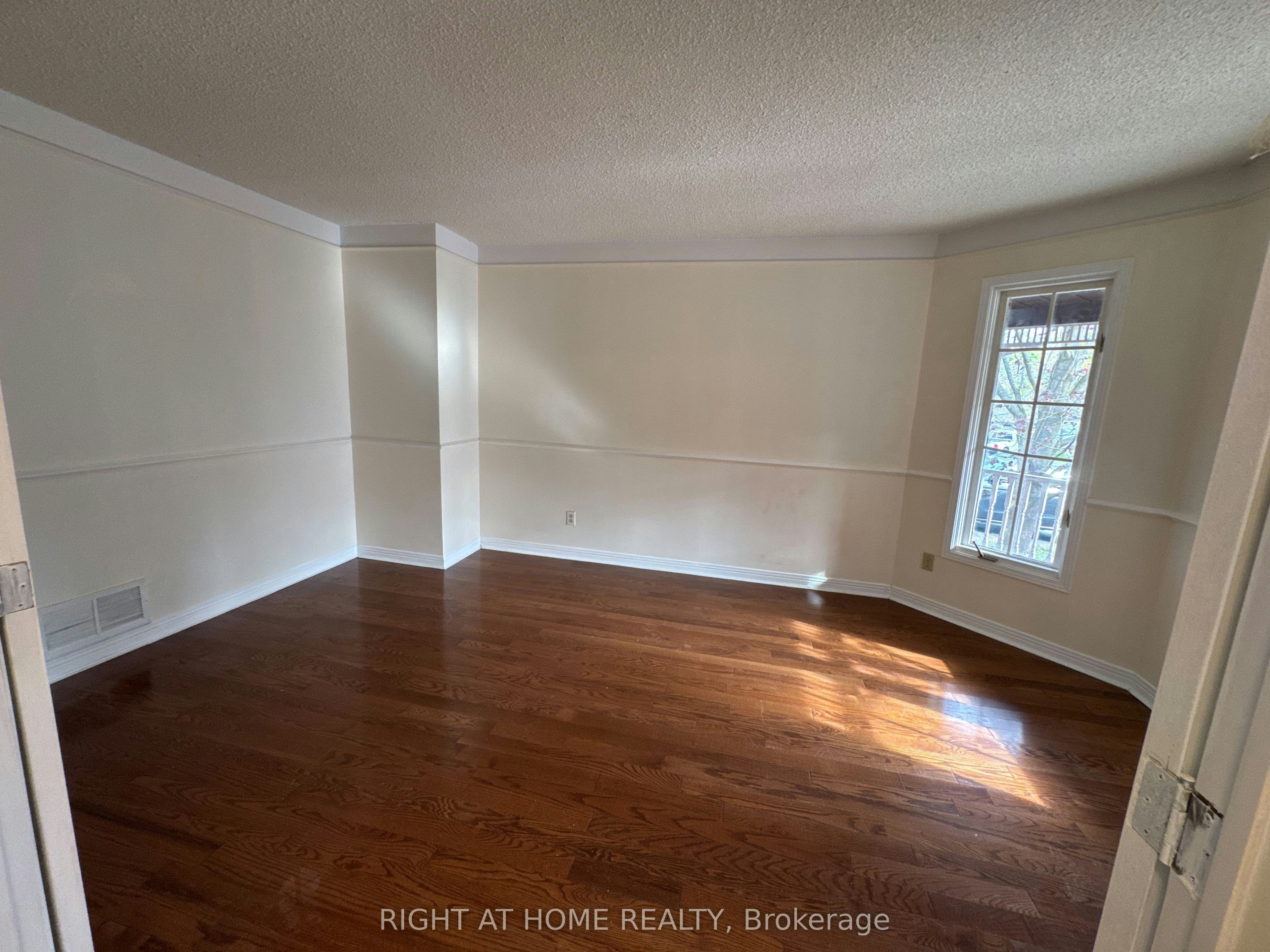 114 Browning Trail, Barrie, ON, L4N 6R3 - 7