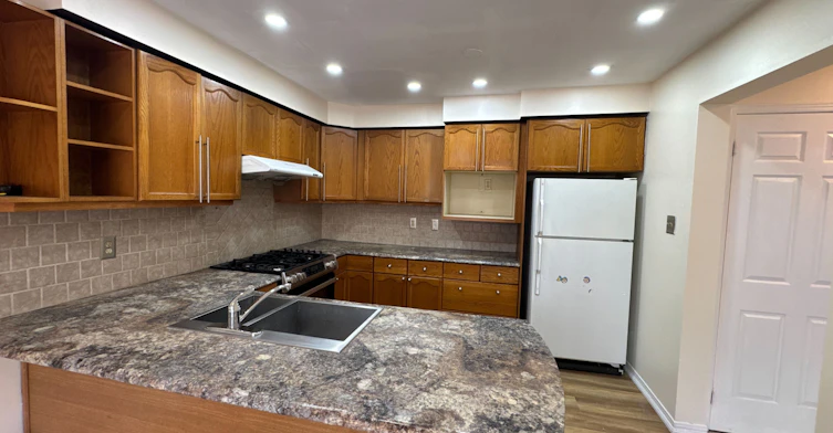 114 Browning Trail, Barrie, ON, L4N 6R3 - 8