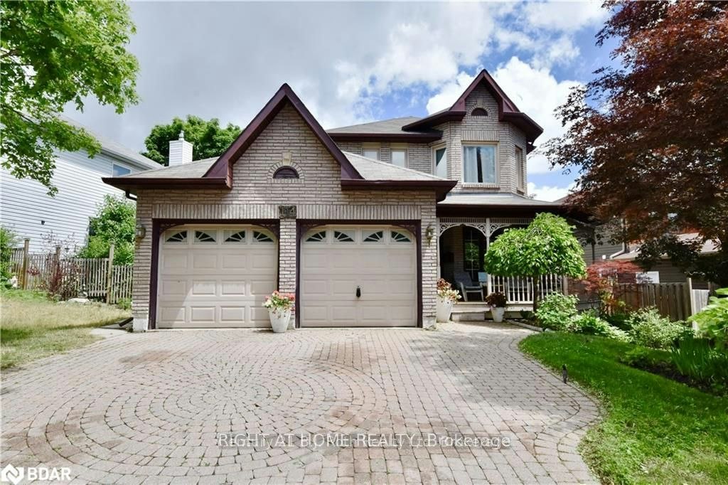 114 Browning Trail, Barrie, ON, L4N 6R3