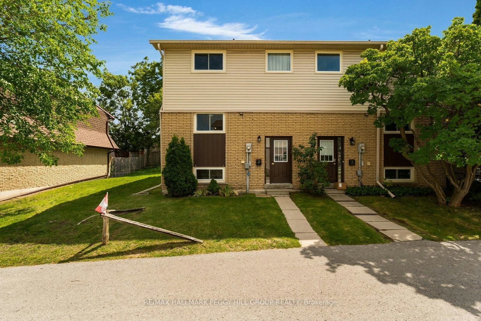 4-233 Innisfil Street, Barrie, ON, L4N 3E9