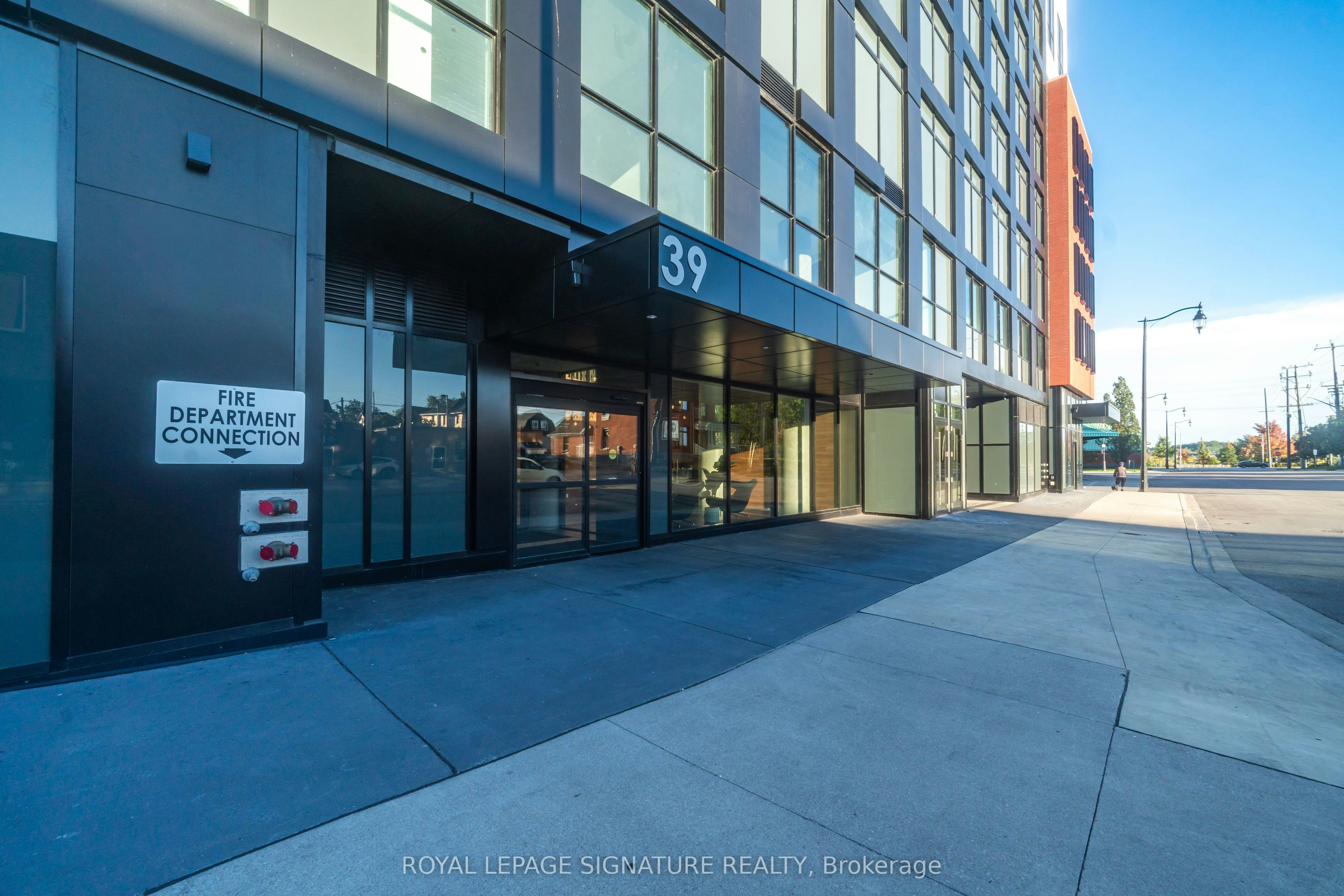 2901-39 Mary Street, Barrie, ON, L4N 1S9 - 2