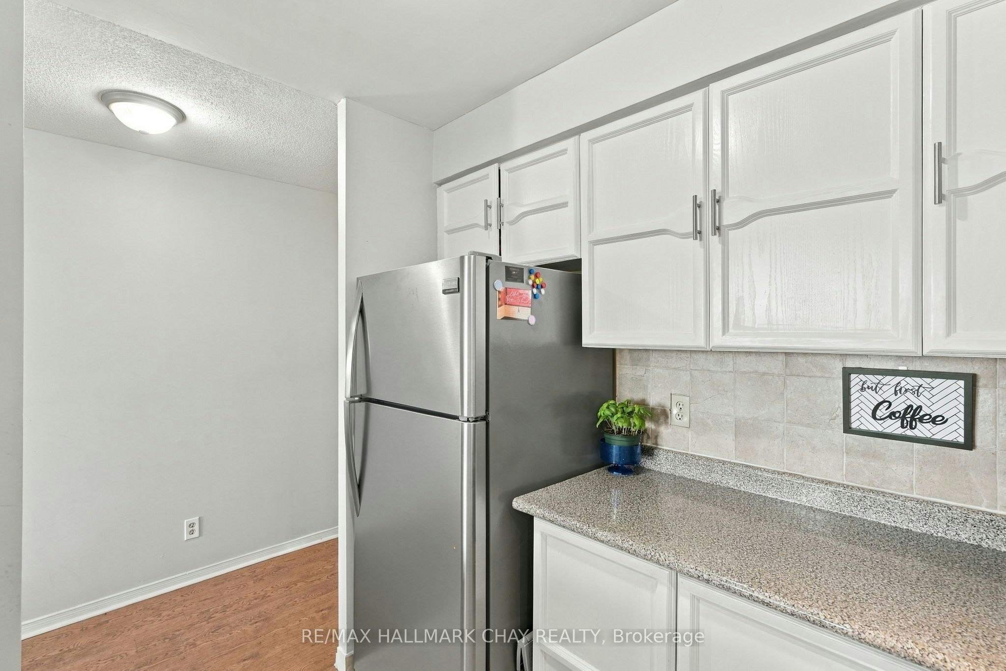 710-150 Dunlop Street E, Barrie, ON, L4M 6H1 - 10