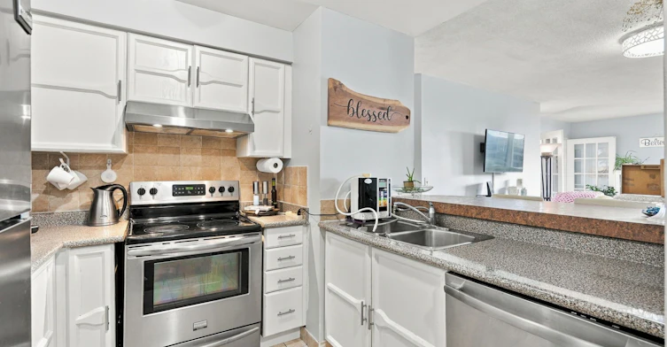 710-150 Dunlop Street E, Barrie, ON, L4M 6H1 - 9