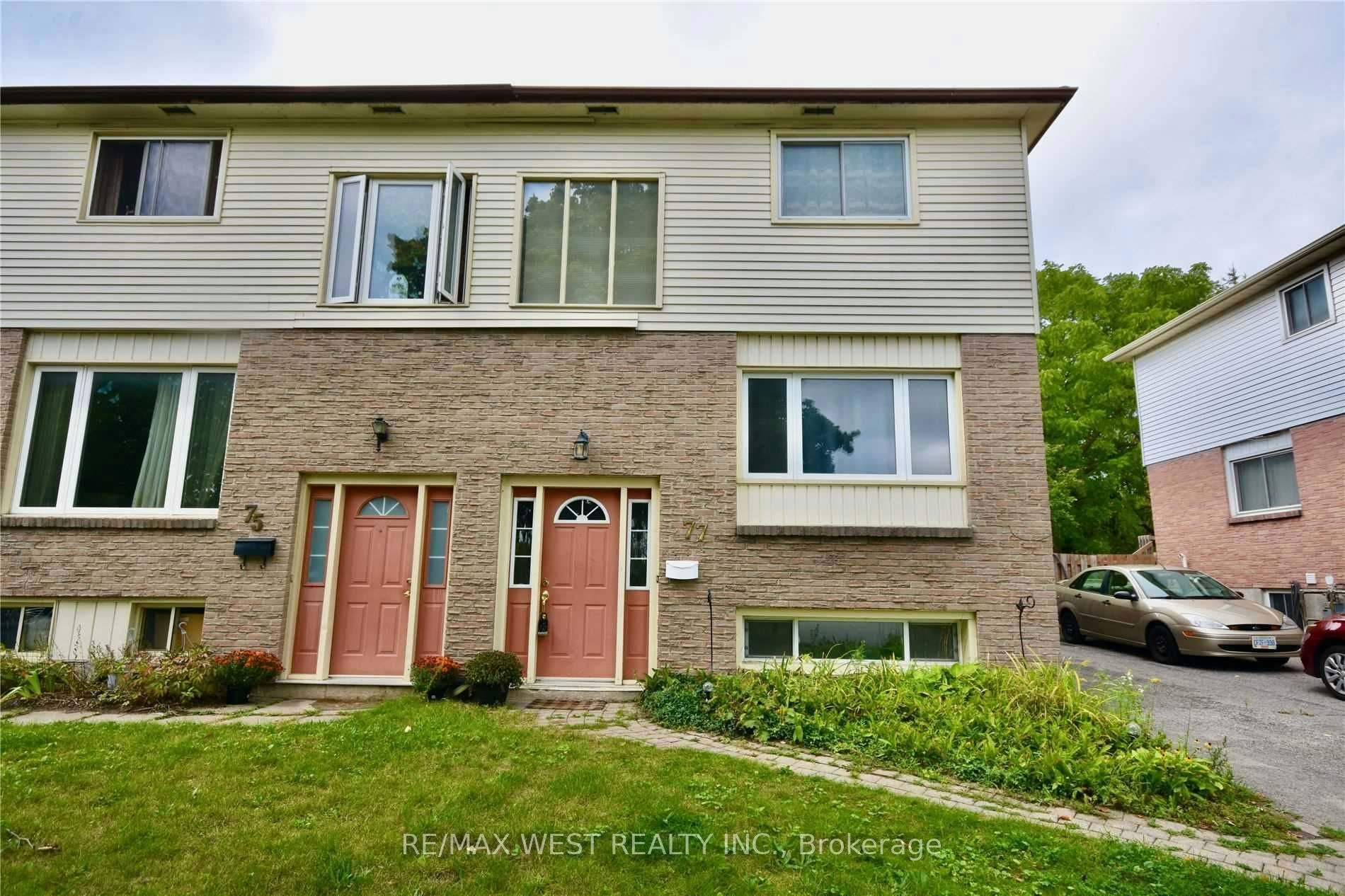 77 Carlton Road, Barrie, ON, L4M 5K8