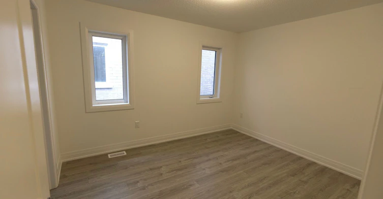 37 Shepherd Drive, Barrie, ON, L9S 2Z4 - 6