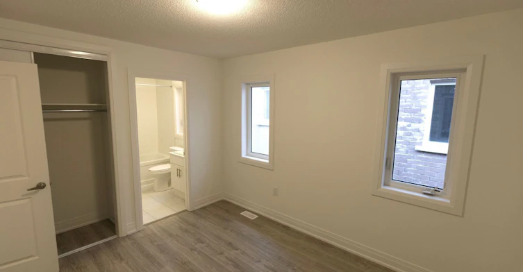 37 Shepherd Drive, Barrie, ON, L9S 2Z4 - 5