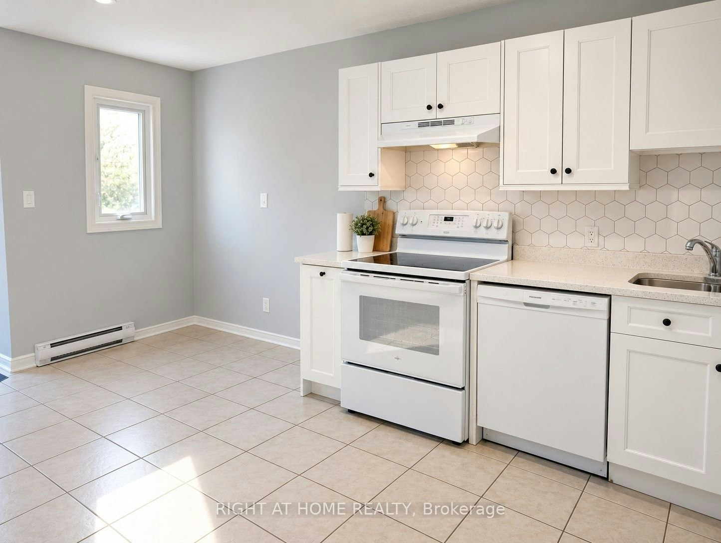 56-508 Essa Road, Barrie, ON, L0M 1A0 - 5