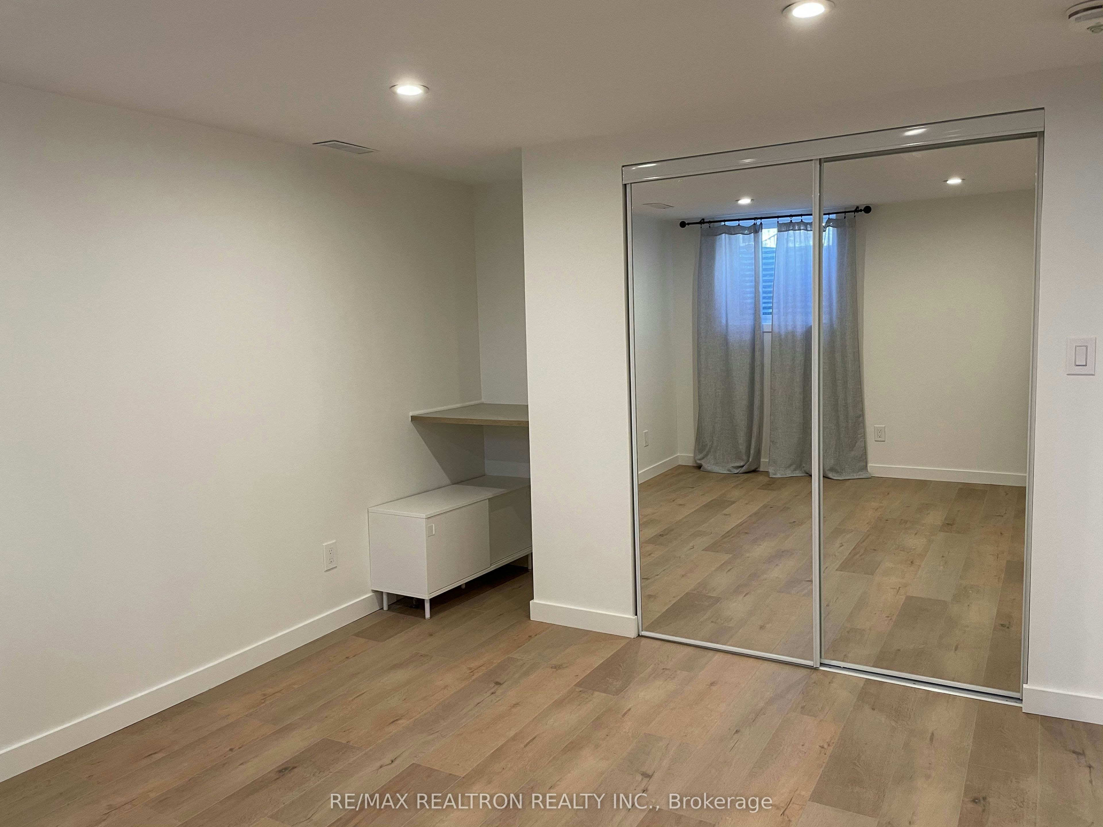 2-82 Gunn Street, Barrie, ON, L4M 2H5 - 5