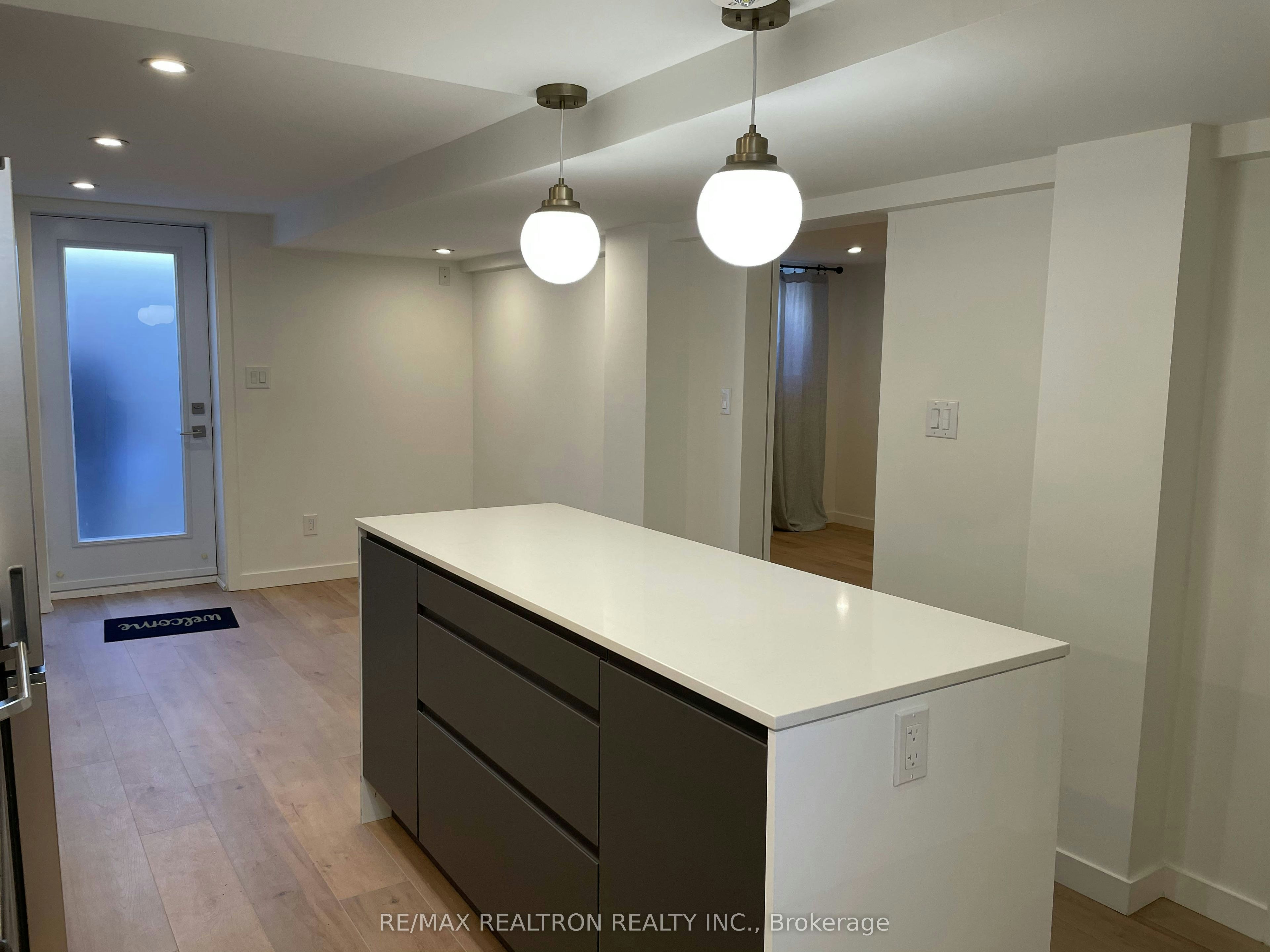 2-82 Gunn Street, Barrie, ON, L4M 2H5 - 7