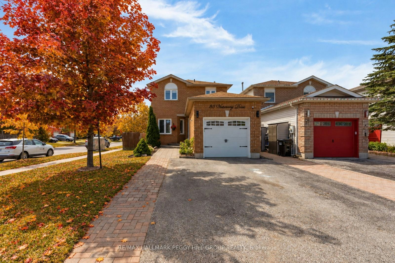 35 Victorway Drive, Barrie, ON, L4N 9L3
