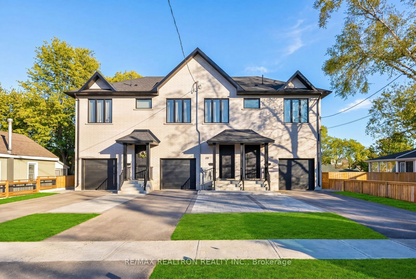 101 Sophia St W Street, Barrie, ON, L4N 1J4