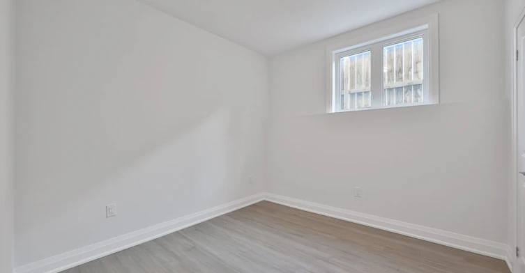 101 Sophia St W Street, Barrie, ON, L4N 1J4 - 10