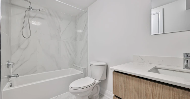 101 Sophia St W Street, Barrie, ON, L4N 1J4 - 14