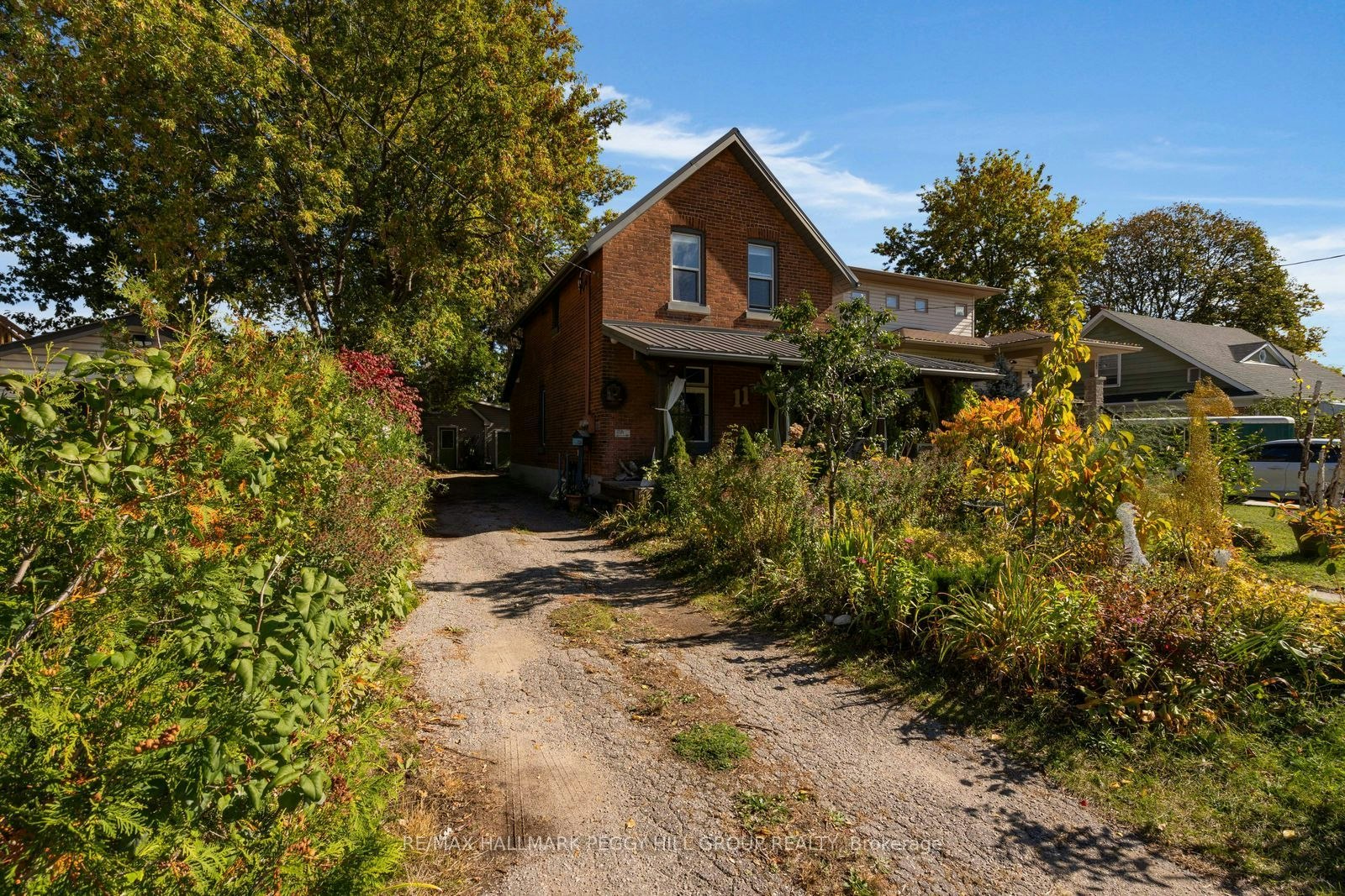 11 Frances Street N, Barrie, ON, L4N 1Z1
