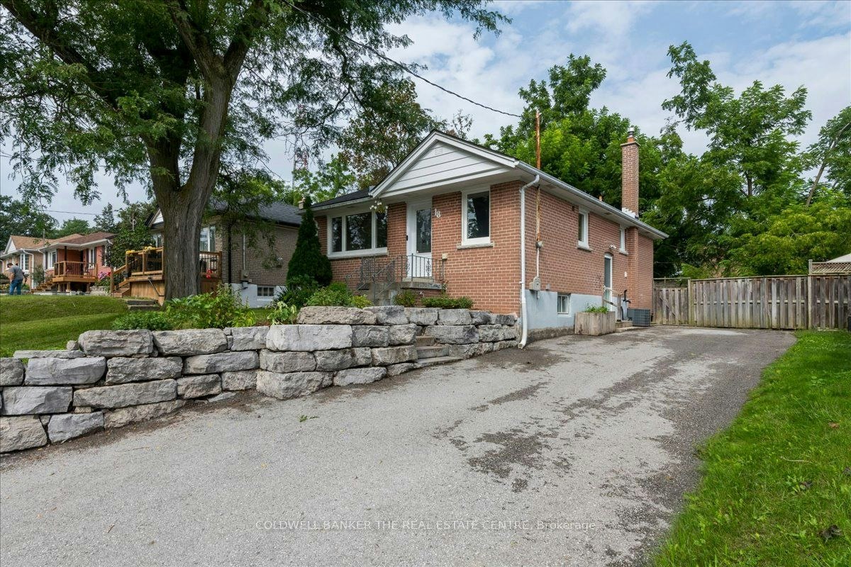 18 Agnes Street, Barrie, ON, L4M 2S2