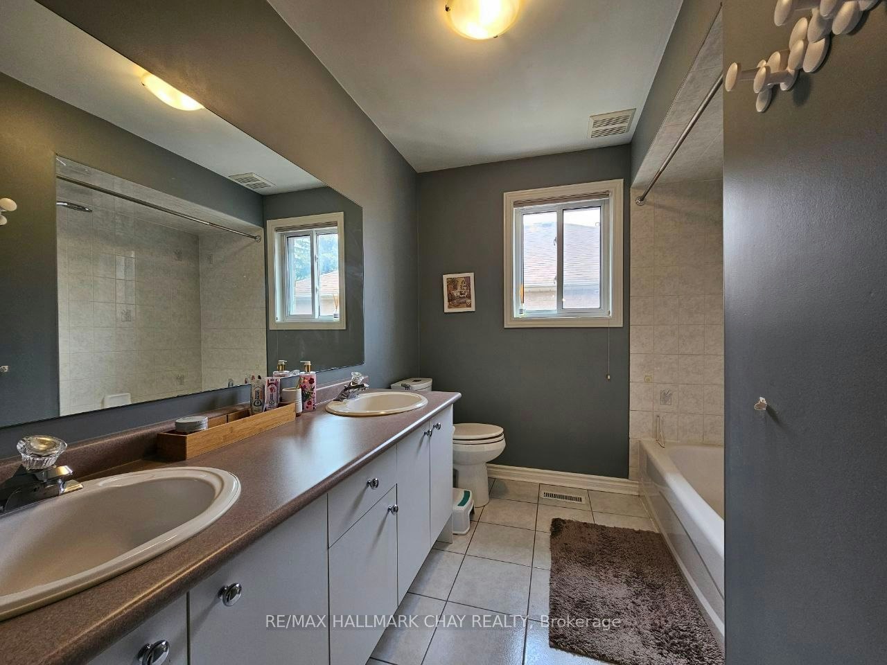 53 Livia Herman Way, Barrie, ON, L4M 6X1 - 32