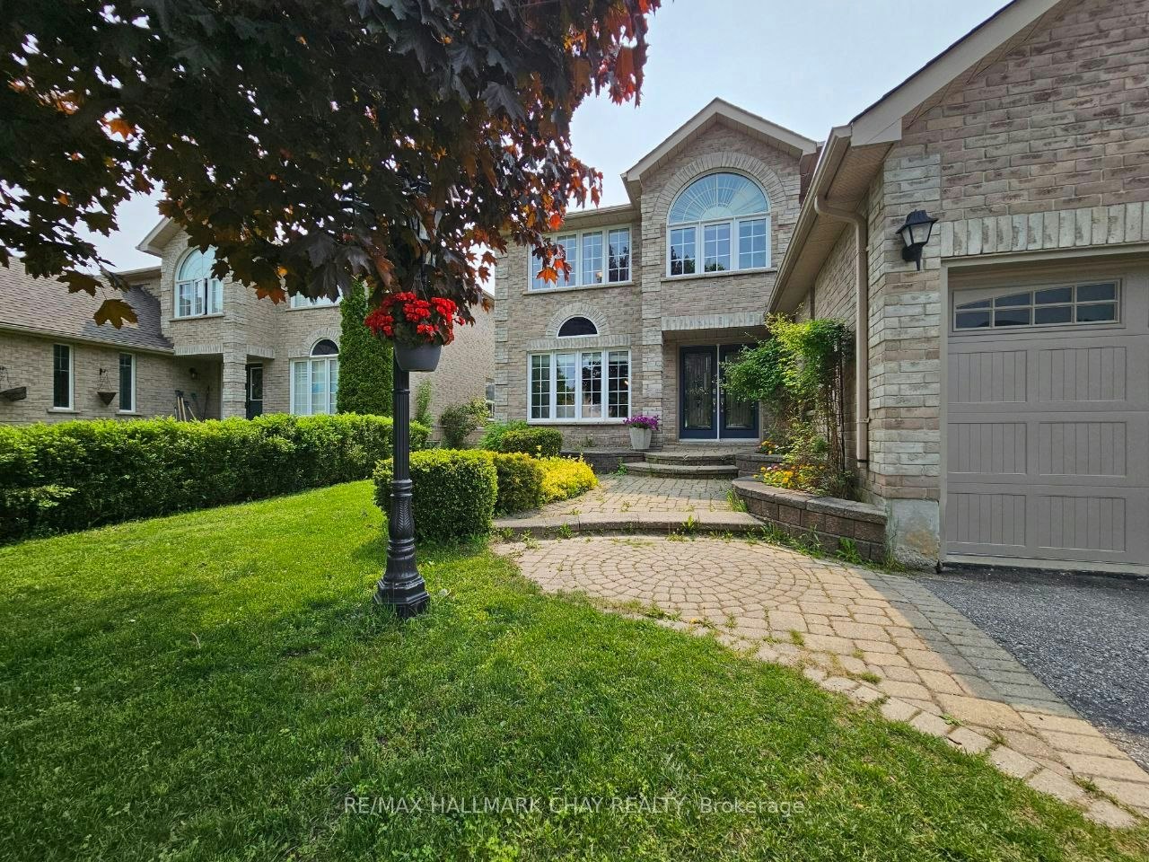 53 Livia Herman Way, Barrie, ON, L4M 6X1 - 2
