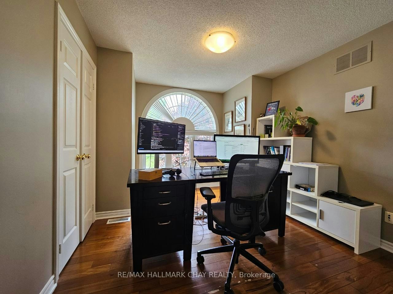 53 Livia Herman Way, Barrie, ON, L4M 6X1 - 31