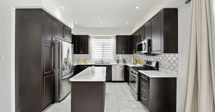57 Victoria Wood Avenue, Springwater, ON, L9X 1Z8 - 20
