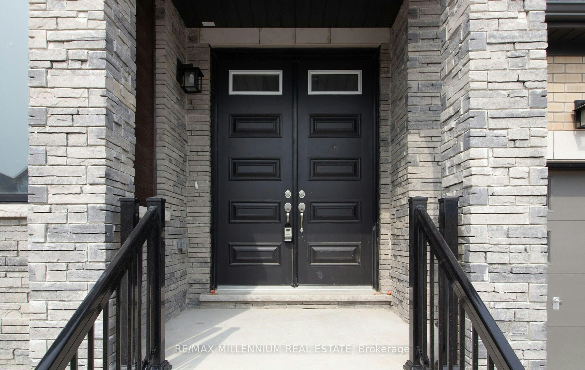 81 Bearberry Road, Springwater, ON, L0L 1Y3 - 3