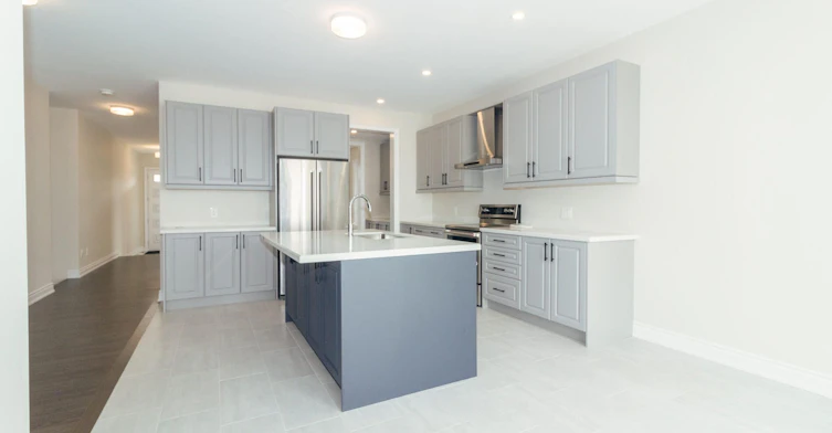 81 Bearberry Road, Springwater, ON, L0L 1Y3 - 11