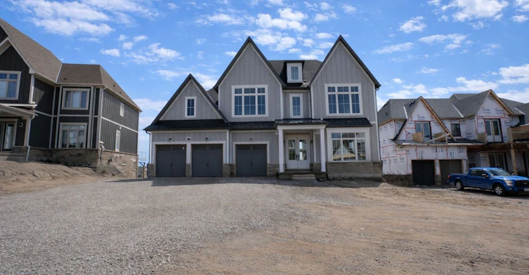 13 Barnes Drive, Oro-Medonte, ON, L0L 2L0 - 2