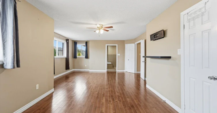 Main/Upper-484 Ferndale Drive N, Barrie, ON, L4N 0S1 - 17