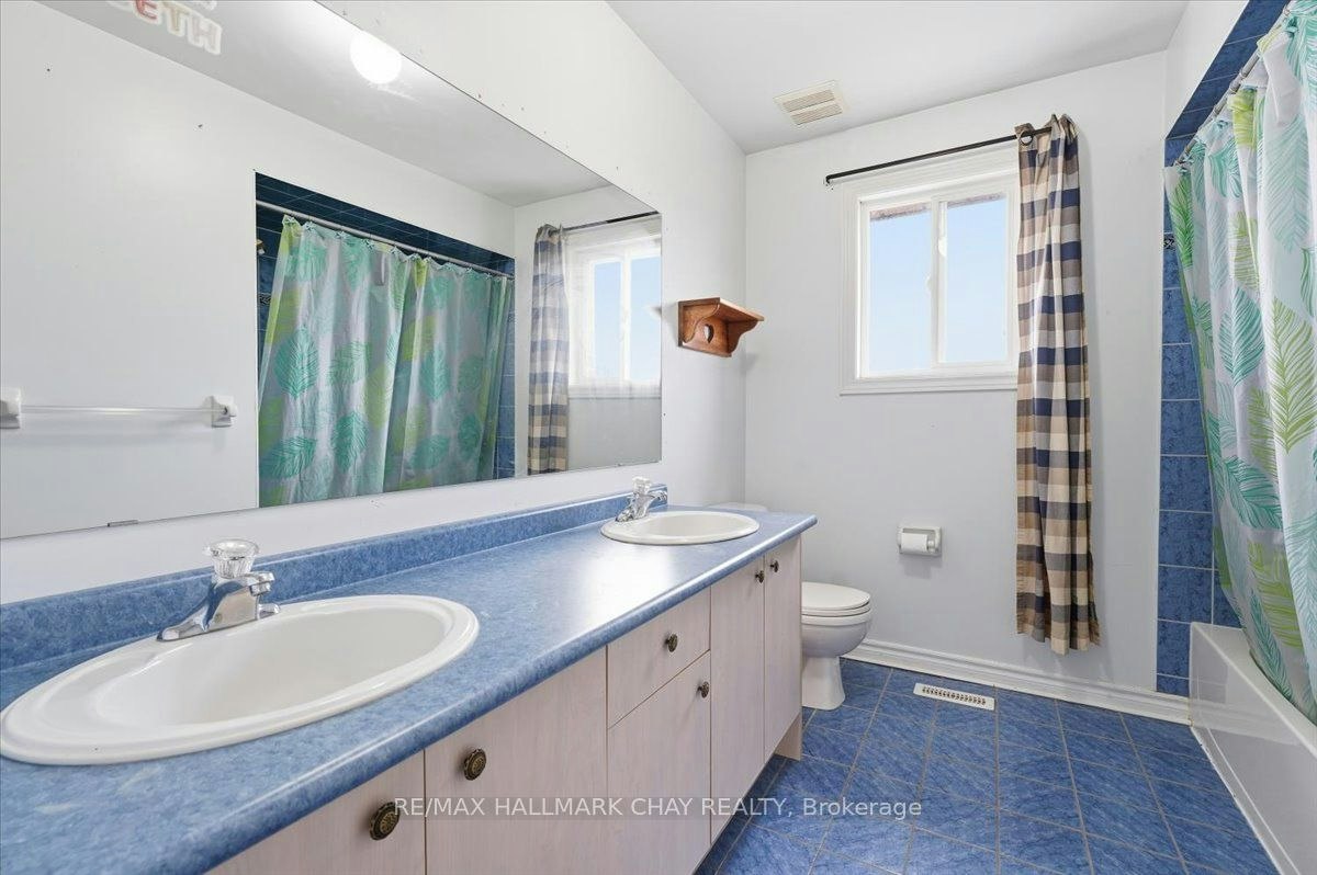 Main/Upper-484 Ferndale Drive N, Barrie, ON, L4N 0S1 - 20