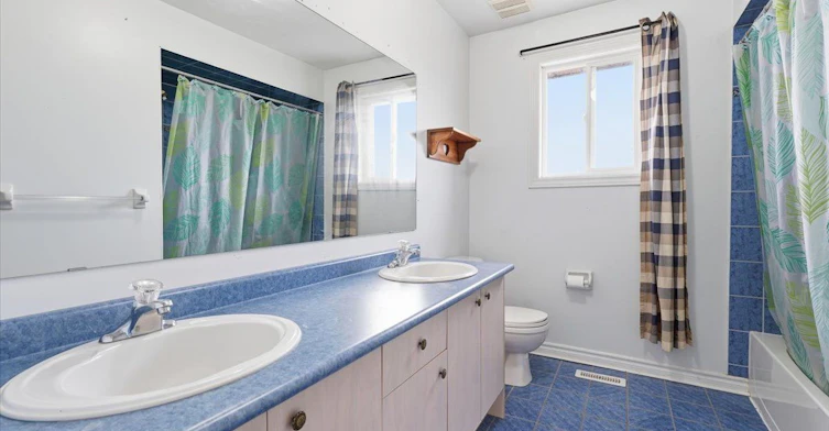 Main/Upper-484 Ferndale Drive N, Barrie, ON, L4N 0S1 - 20