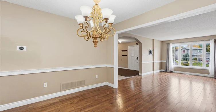 Main/Upper-484 Ferndale Drive N, Barrie, ON, L4N 0S1 - 6