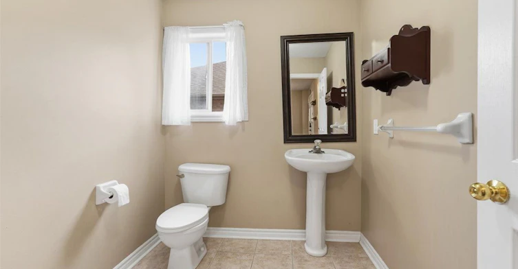 Main/Upper-484 Ferndale Drive N, Barrie, ON, L4N 0S1 - 27