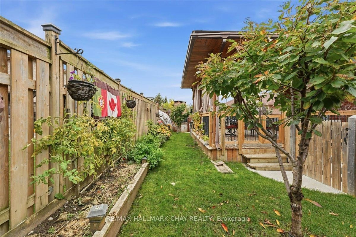Main/Upper-484 Ferndale Drive N, Barrie, ON, L4N 0S1 - 29