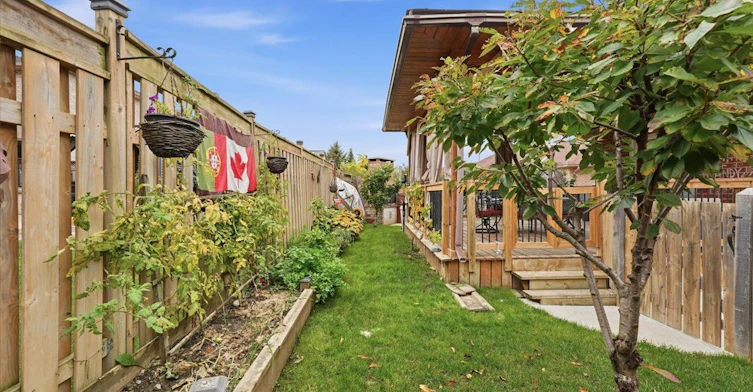 Main/Upper-484 Ferndale Drive N, Barrie, ON, L4N 0S1 - 29