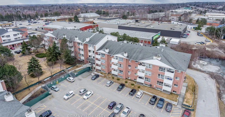 216-120 Bell Farm Road, Barrie, ON, L4M 6J2