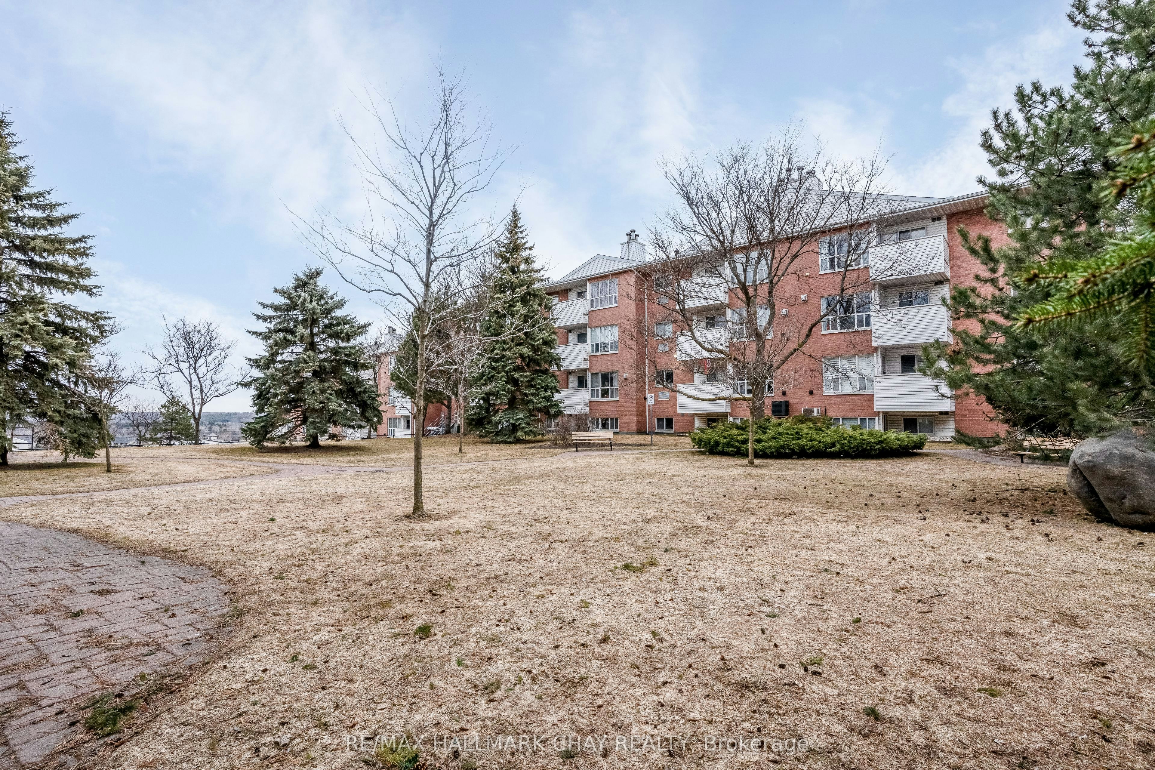 216-120 Bell Farm Road, Barrie, ON, L4M 6J2 - 25