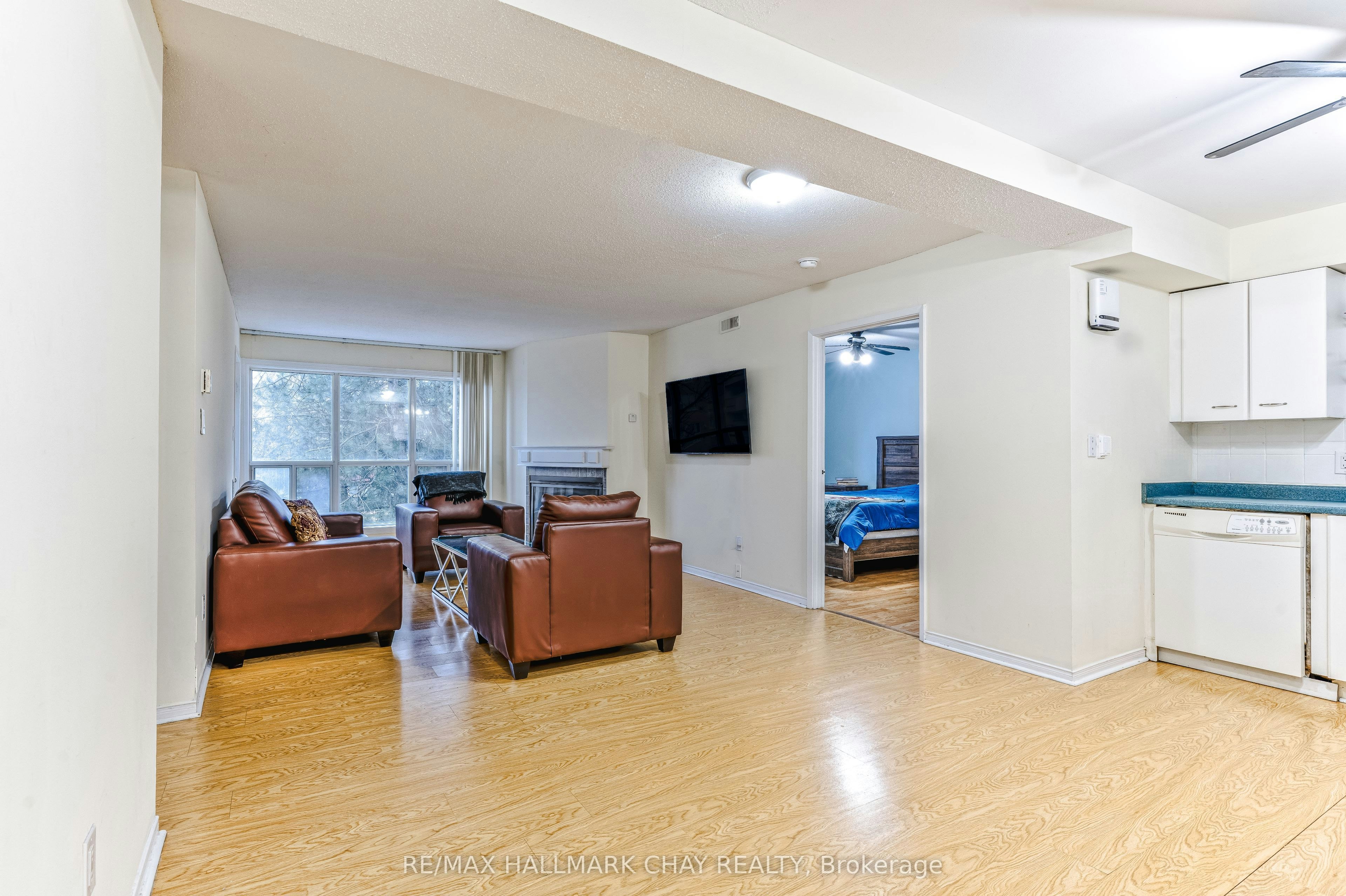 216-120 Bell Farm Road, Barrie, ON, L4M 6J2 - 12