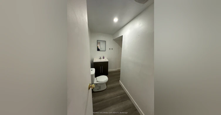 Lower-28 Carlton Road, Barrie, ON, L4M 5J6 - 5
