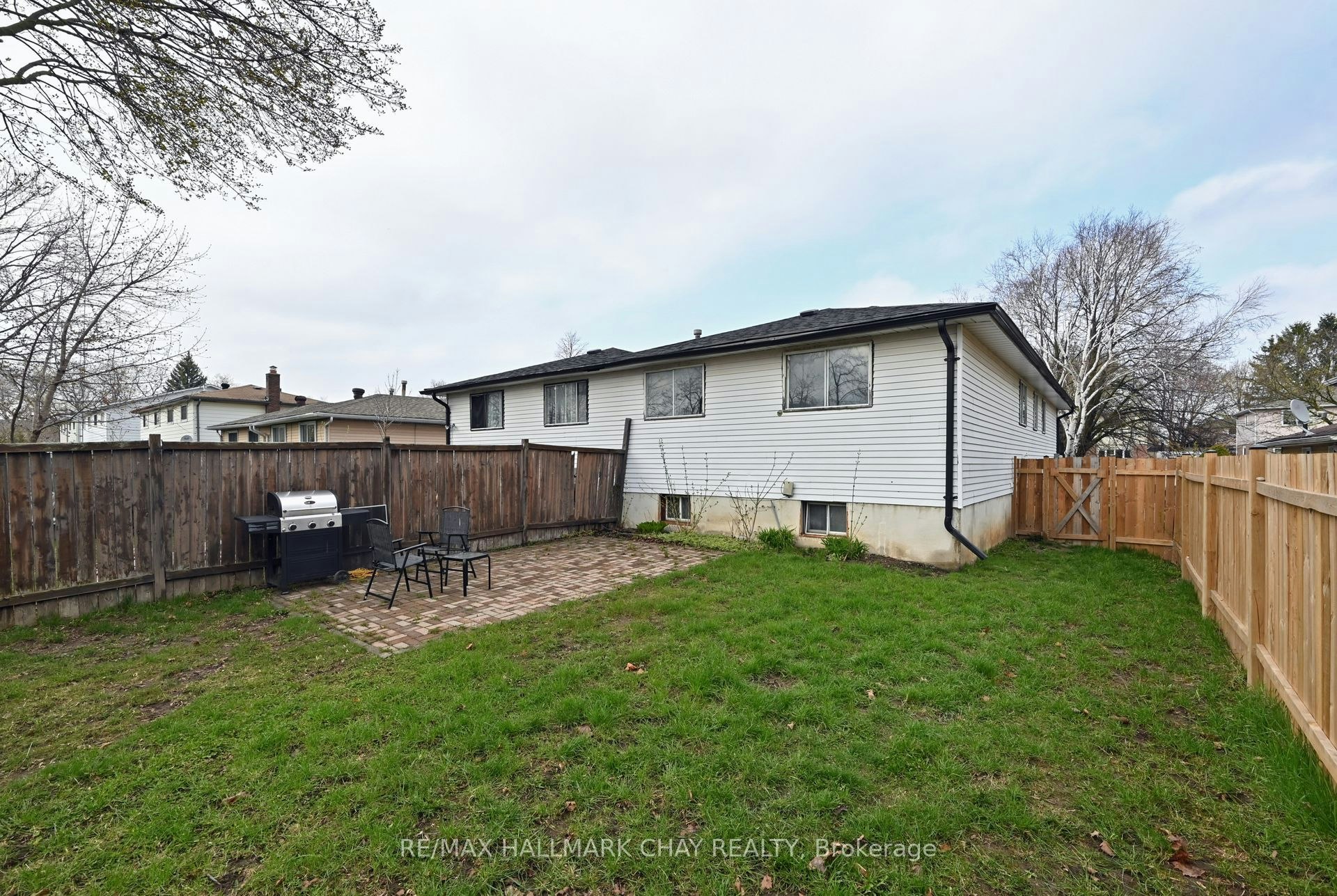 Lower-28 Carlton Road, Barrie, ON, L4M 5J6 - 9