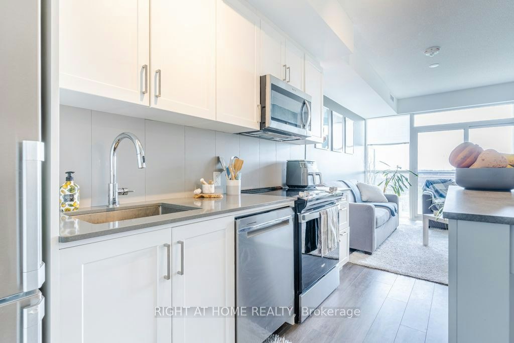 409-681 Yonge Street, Barrie, ON, L4N 4E8 - 8