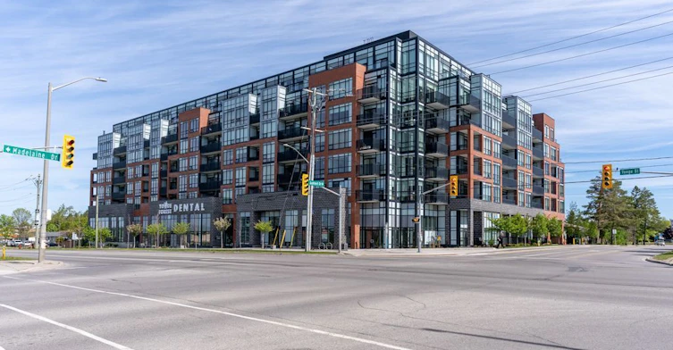409-681 Yonge Street, Barrie, ON, L4N 4E8 - 2