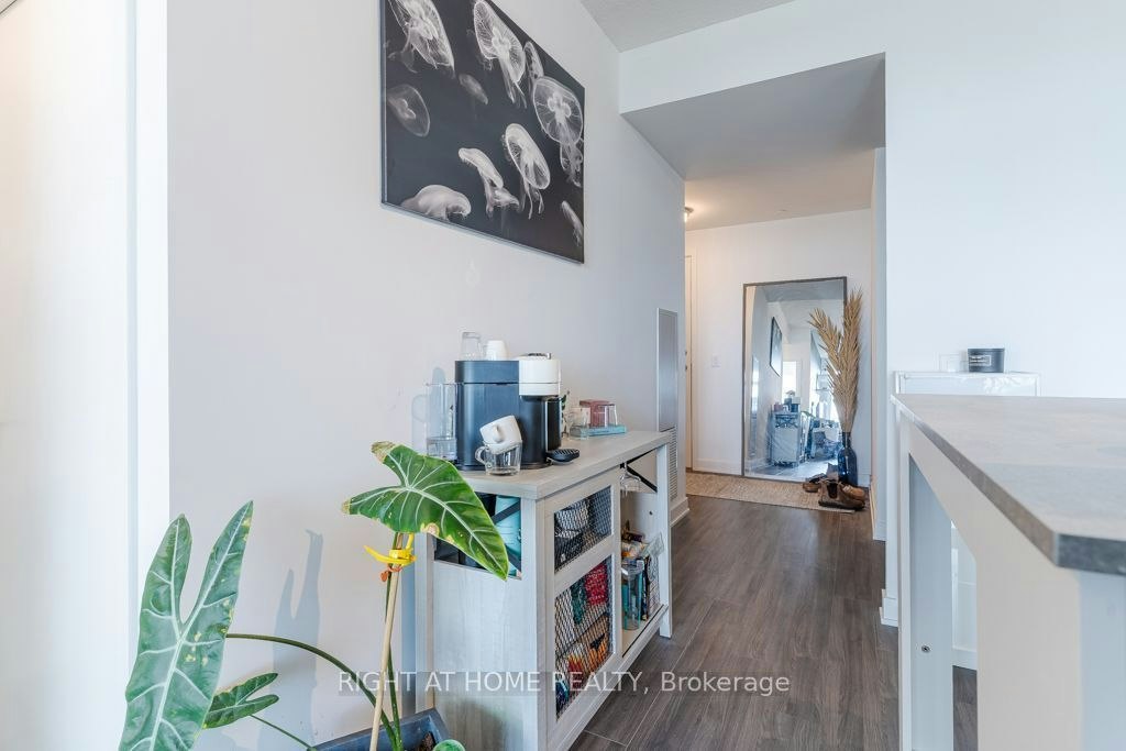 409-681 Yonge Street, Barrie, ON, L4N 4E8 - 13