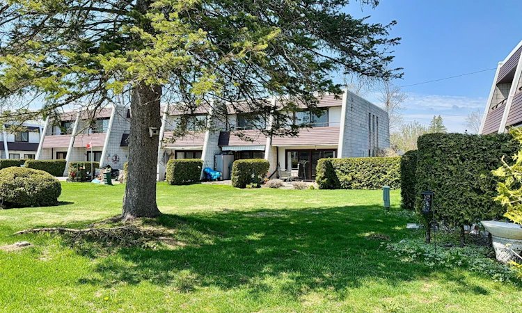 Unit 27-1 Paradise Boulevard W