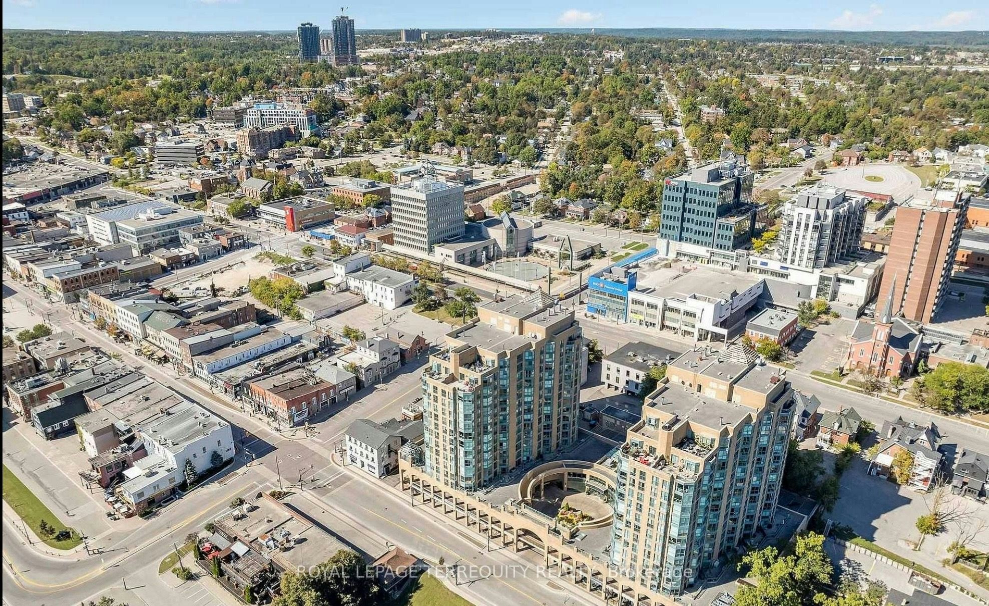 1005-140 Dunlop Street E, Barrie, ON, L4M 6H9 - 24